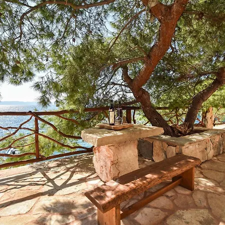 Casa vacanze Secluded Fisherman's Cove Golubinka, Hvar - 14344 *